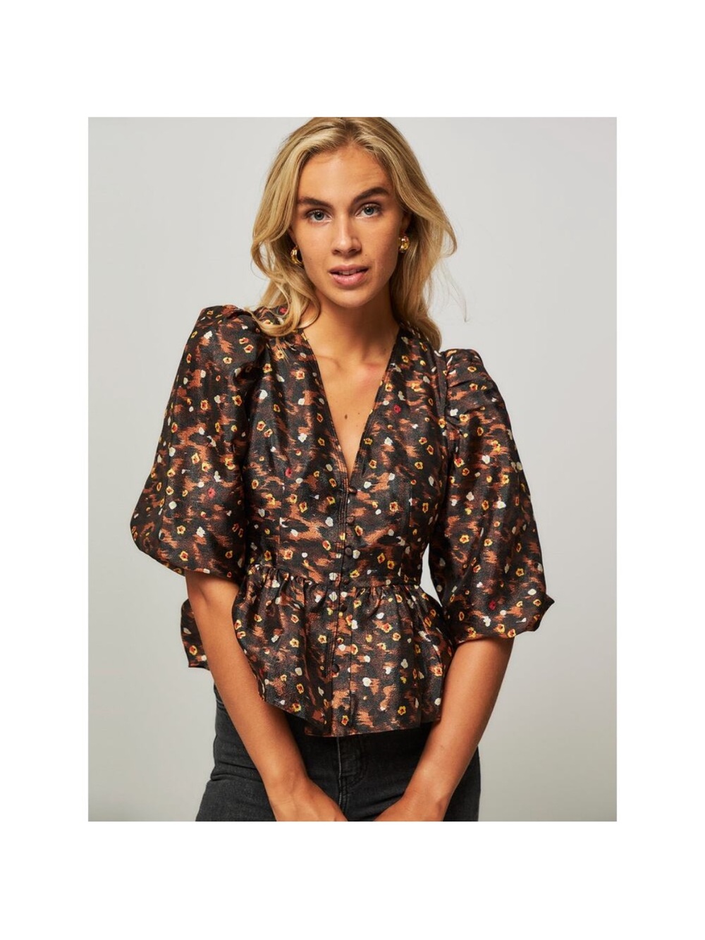 Baum Und Pferdgarten Puff Sleeve Blouse